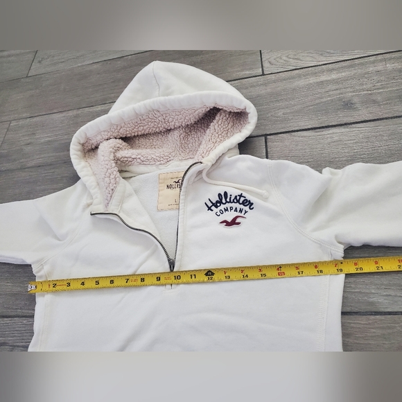Hollister women's cotton polyester blend white 1/4 zip pullover hoodie sweater - Picture 3 of 8